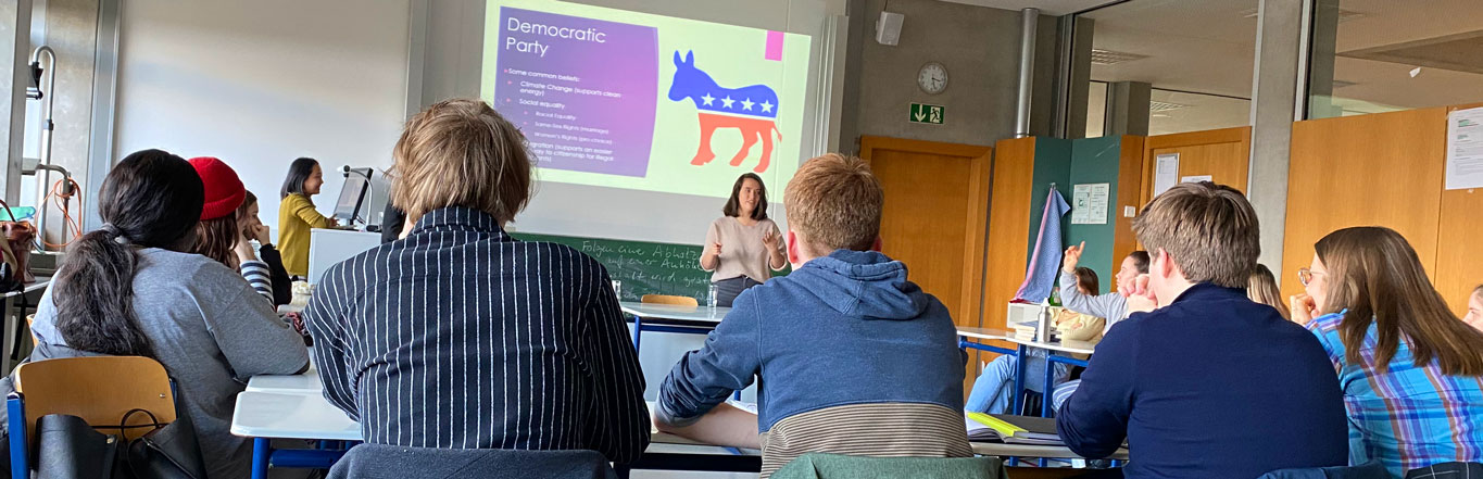 CARL SCHURZ HAUS . Schulangebote