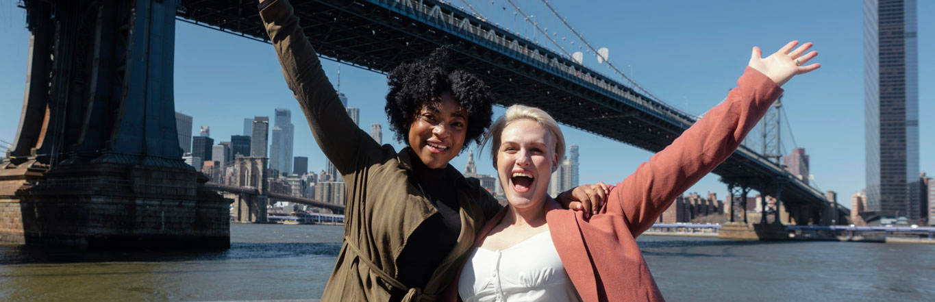 CARL SCHURZ HAUS . Reisen