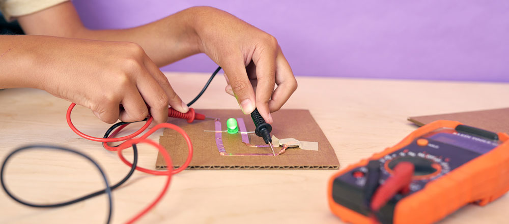 The Tinkering Workshop: Glow City